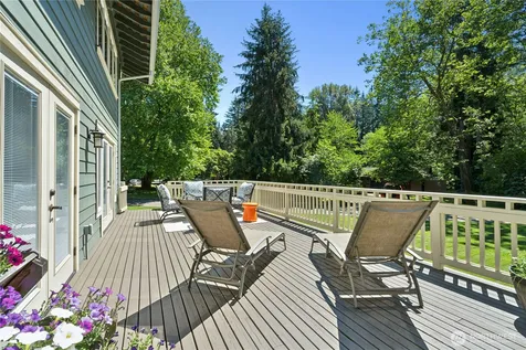 1171 Sycamore Drive SE Issaquah WA 98027