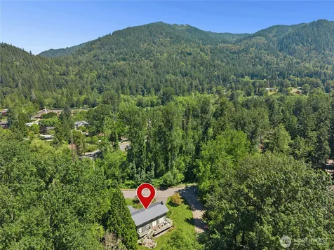 1171 Sycamore Drive SE Issaquah WA 98027