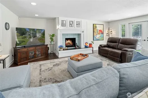 1171 Sycamore Drive SE Issaquah WA 98027