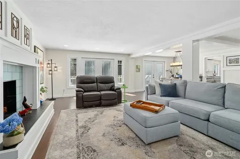 1171 Sycamore Drive SE Issaquah WA 98027