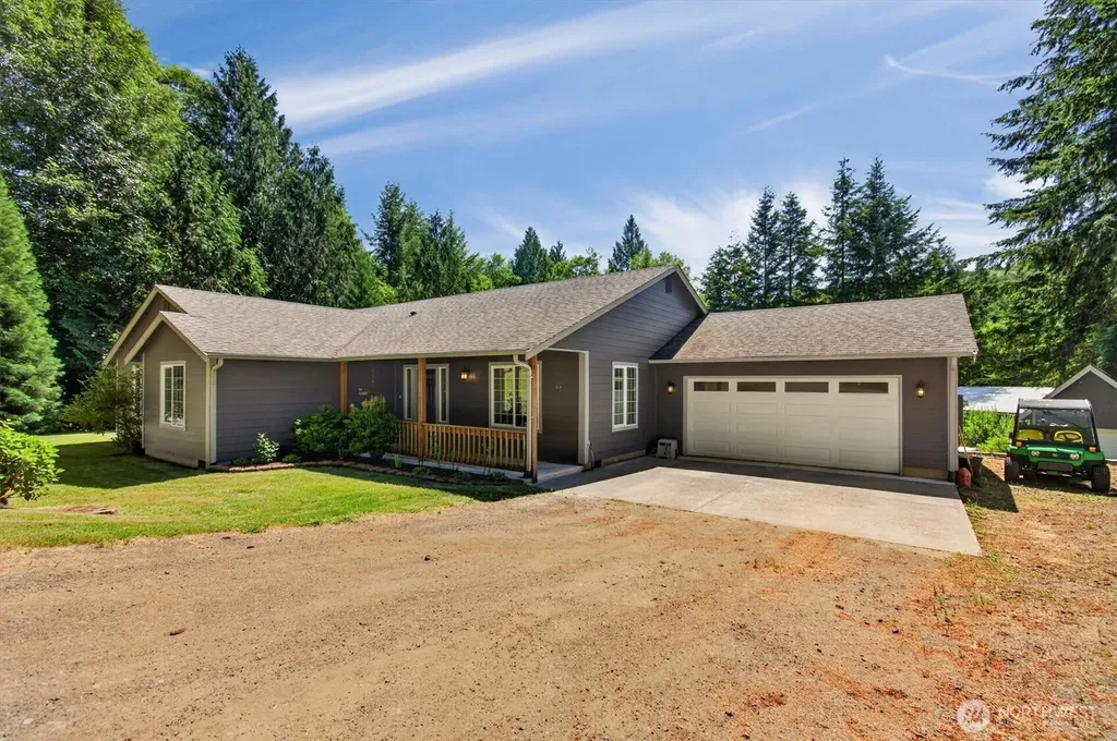 937 Germany Creek Longview WA 98632