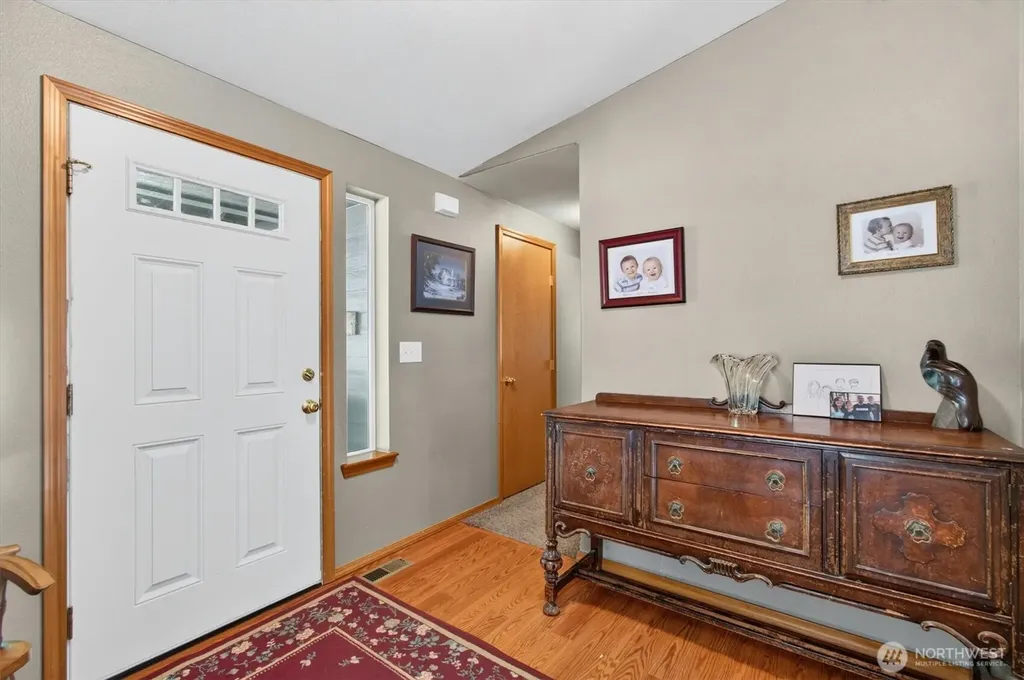 937 Germany Creek Longview WA 98632