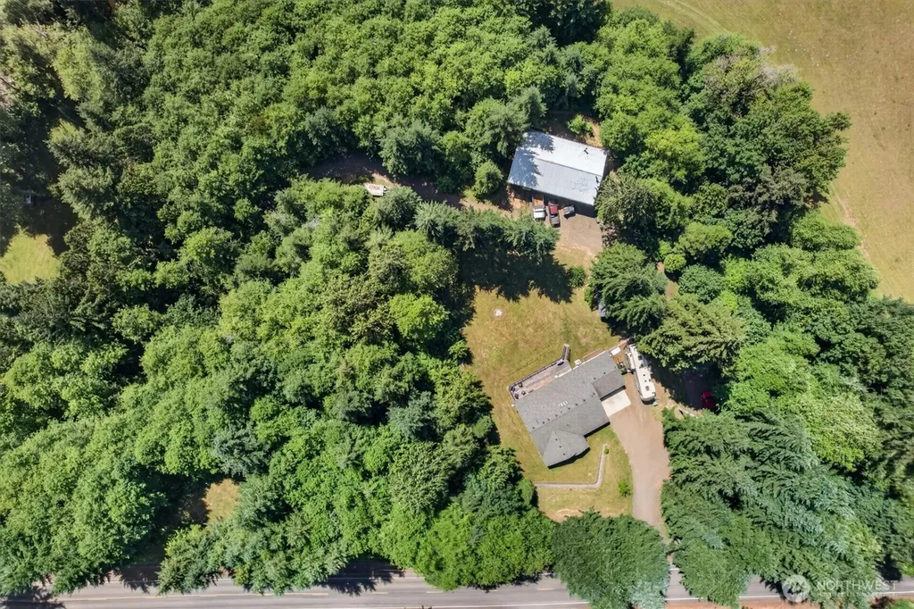 937 Germany Creek Longview WA 98632