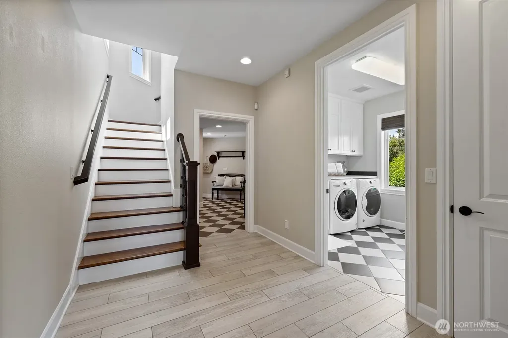 409 3rd Lane Fox Island WA 98333