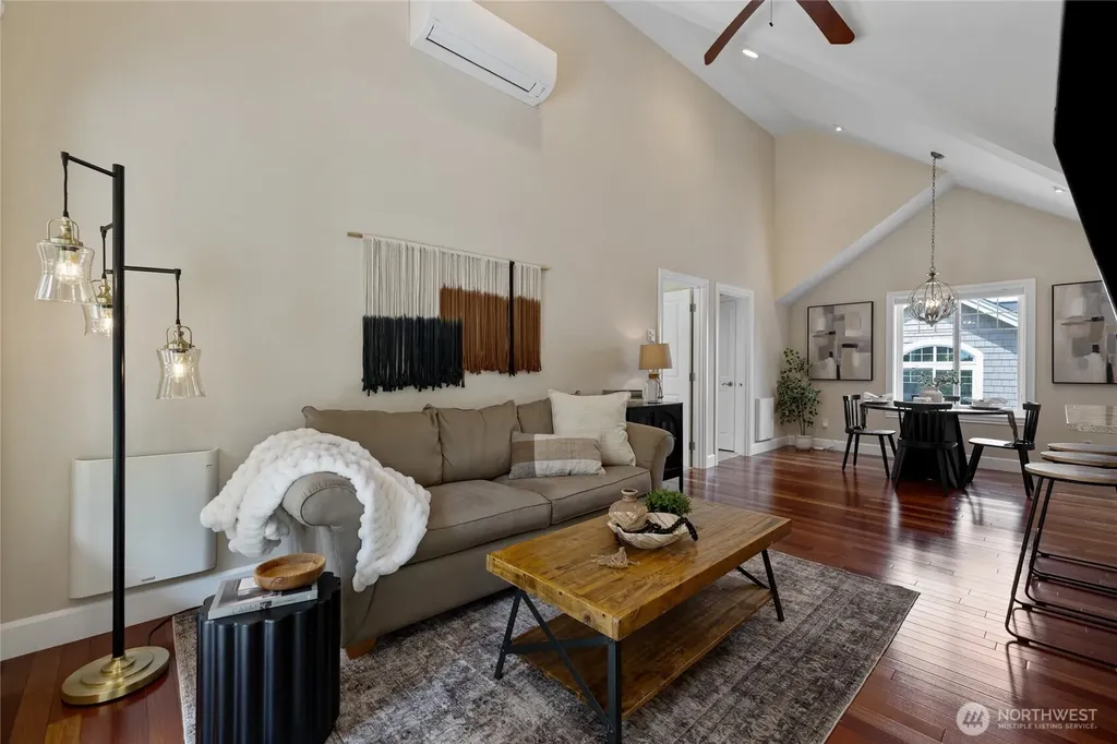 409 3rd Lane Fox Island WA 98333