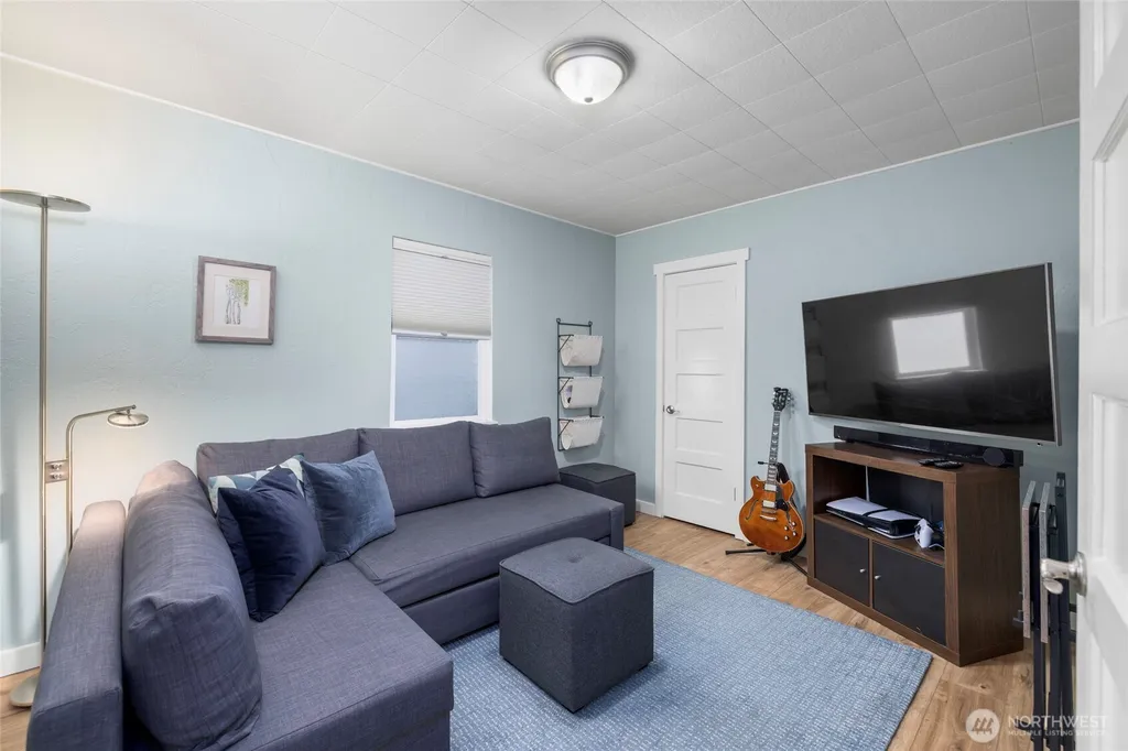 520 4th Street Anacortes WA 98221