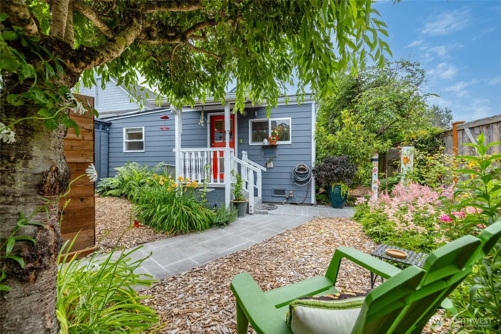520 4th Street Anacortes WA 98221