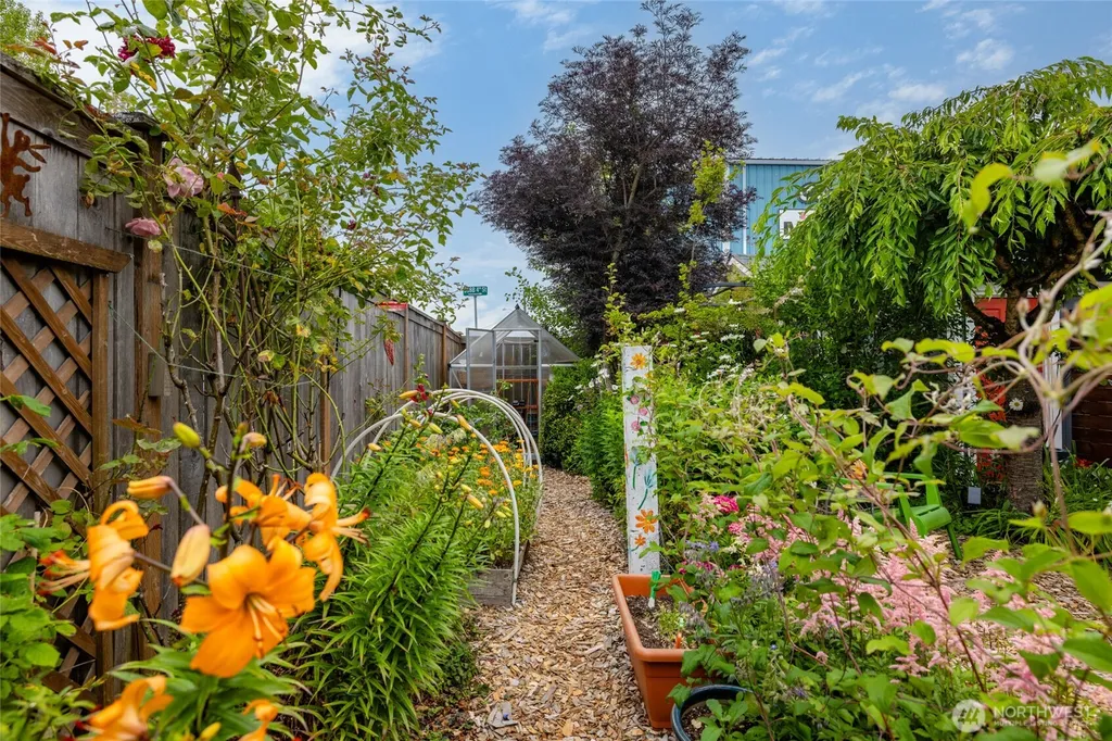 520 4th Street Anacortes WA 98221