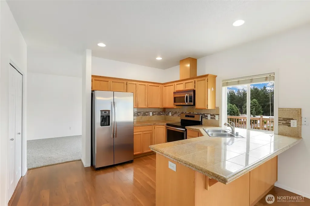 7123 33rd Avenue NE Olympia WA 98516