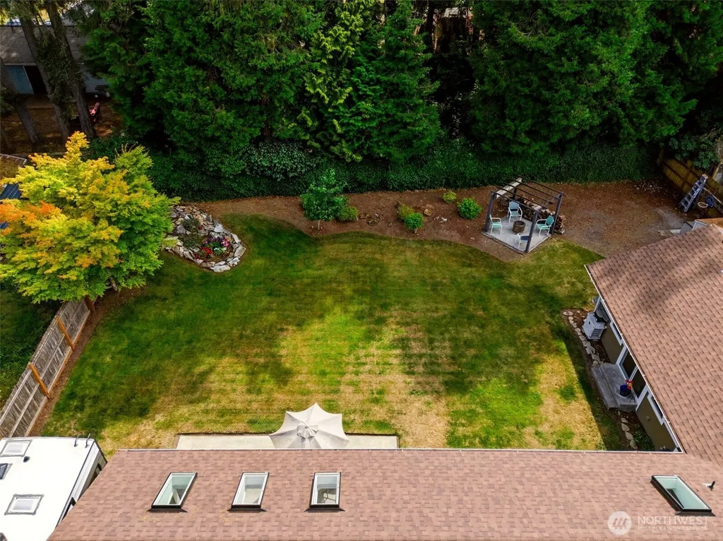 6106 Hillcrest Drive SW Lakewood WA 98499