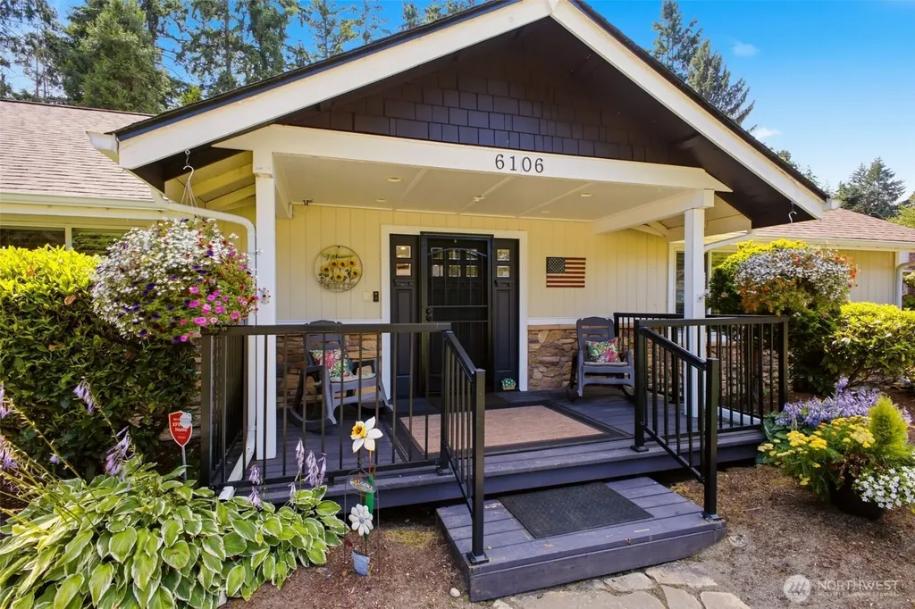 6106 Hillcrest Drive SW Lakewood WA 98499