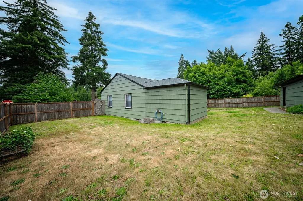 823 Bethel Street NE Olympia WA 98506