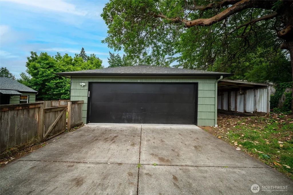 823 Bethel Street NE Olympia WA 98506