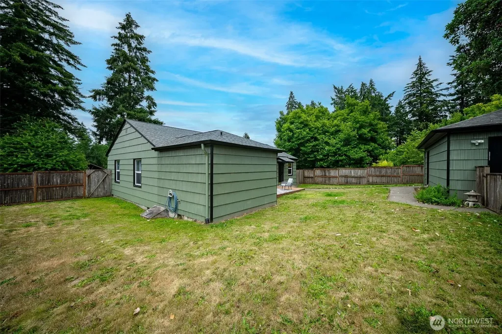 823 Bethel Street NE Olympia WA 98506