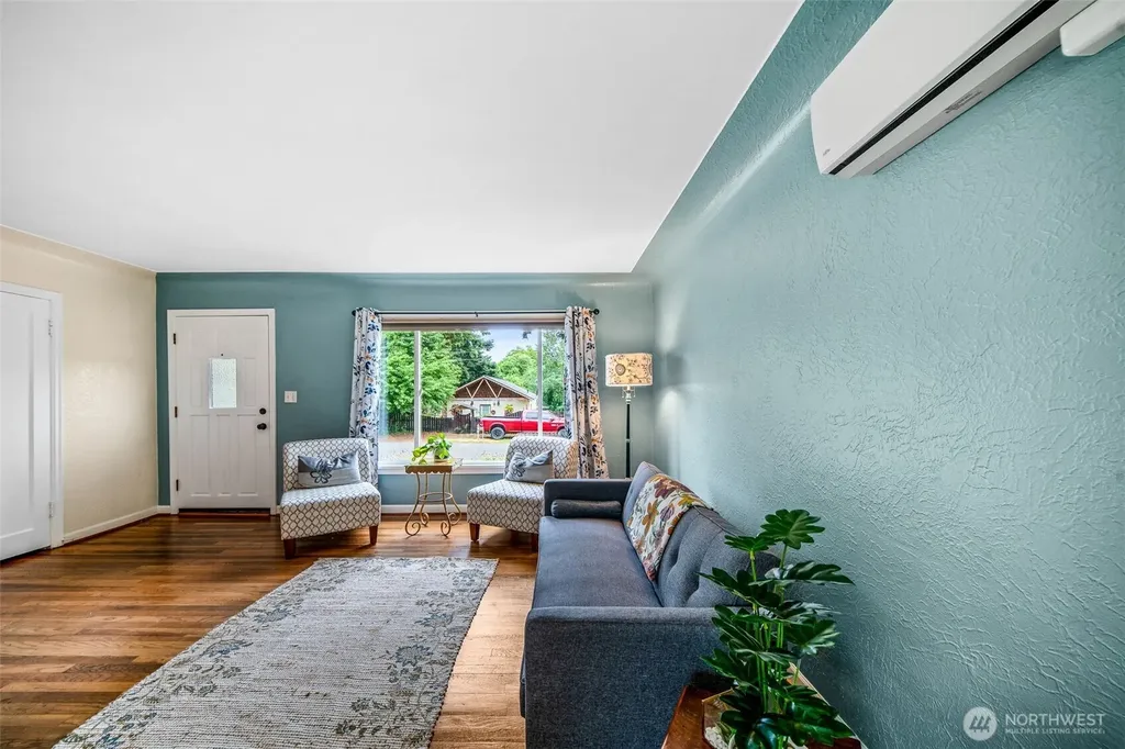 823 Bethel Street NE Olympia WA 98506