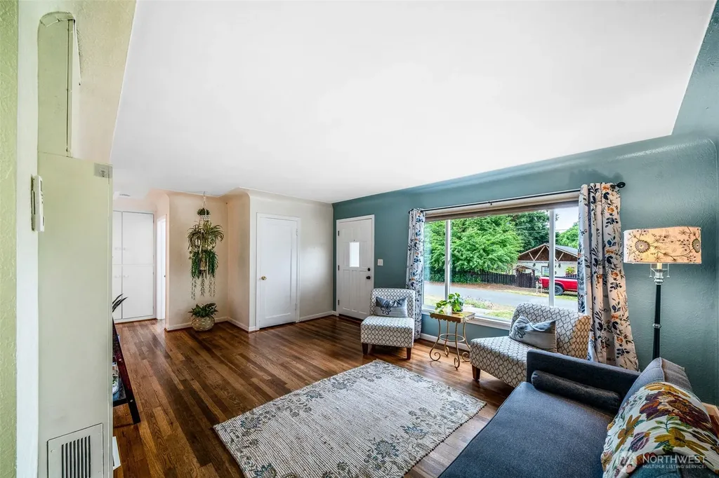 823 Bethel Street NE Olympia WA 98506