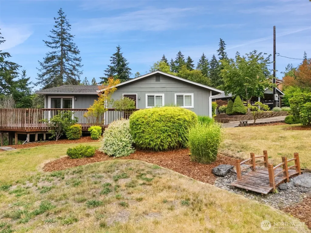 1190 E Daniels Road Shelton WA 98584