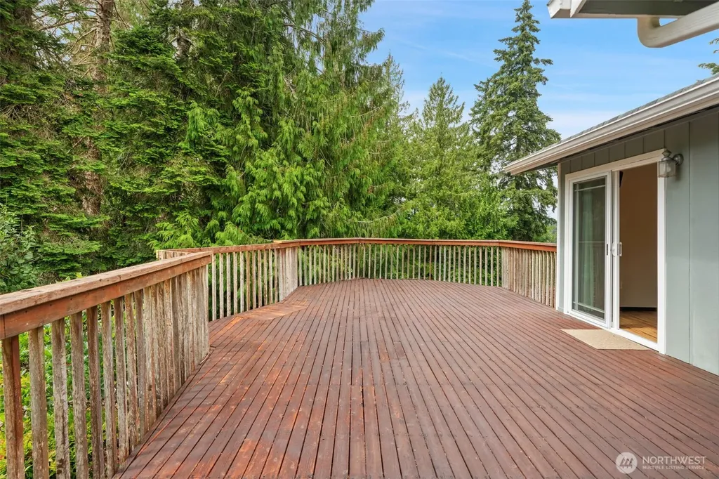 1190 E Daniels Road Shelton WA 98584