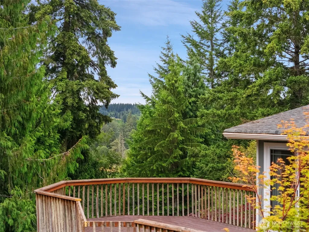 1190 E Daniels Road Shelton WA 98584