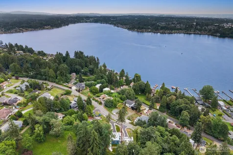 10719 Lake View Drive Lake Stevens WA 98258
