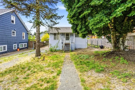 5307 16th Avenue S Seattle WA 98108