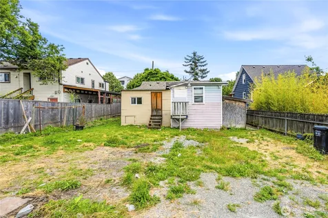 5307 16th Avenue S Seattle WA 98108