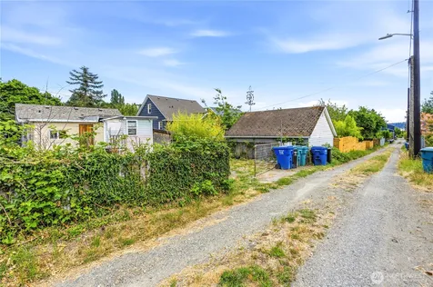 5307 16th Avenue S Seattle WA 98108