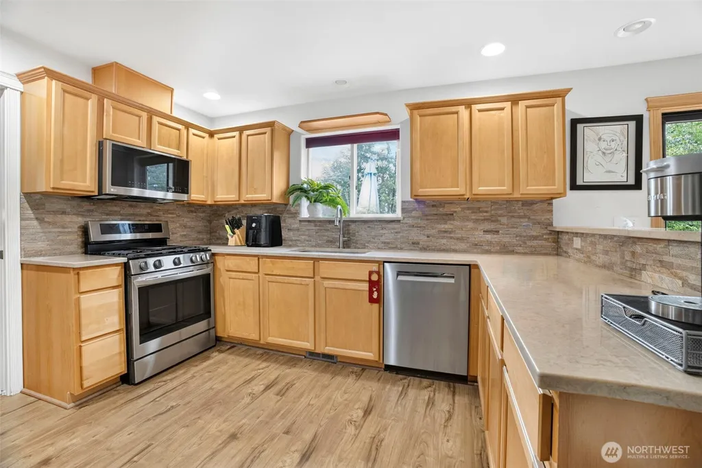 4381 Harborview Drive Blaine WA 98230