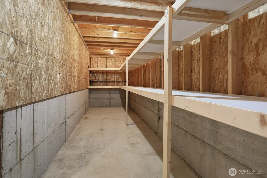 8018 31st Avenue NW Seattle WA 98117