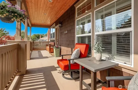 8018 31st Avenue NW Seattle WA 98117