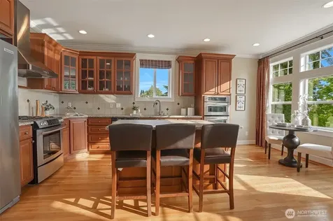 8018 31st Avenue NW Seattle WA 98117