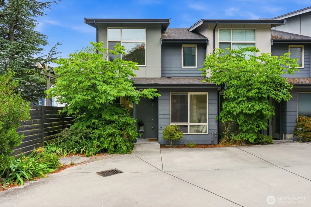 5179 42nd Avenue S Seattle WA 98118