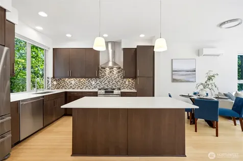 5179 42nd Avenue S Seattle WA 98118