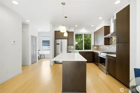 5179 42nd Avenue S Seattle WA 98118