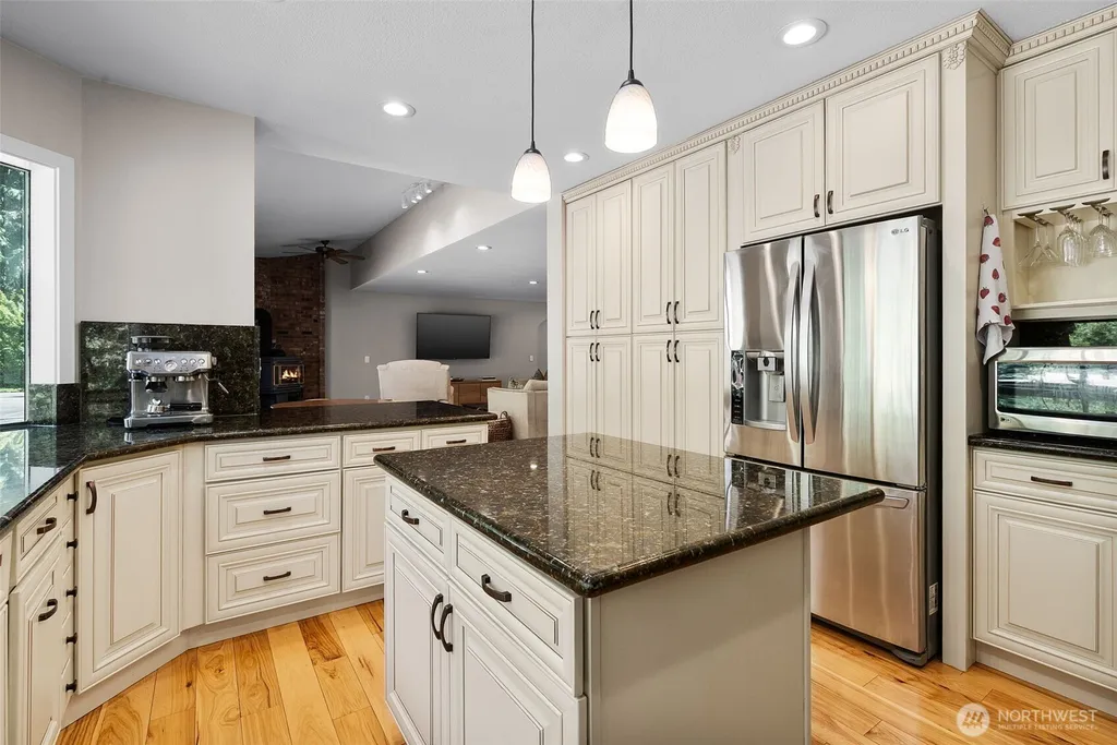 11401 Madera Circle SW Lakewood WA 98499