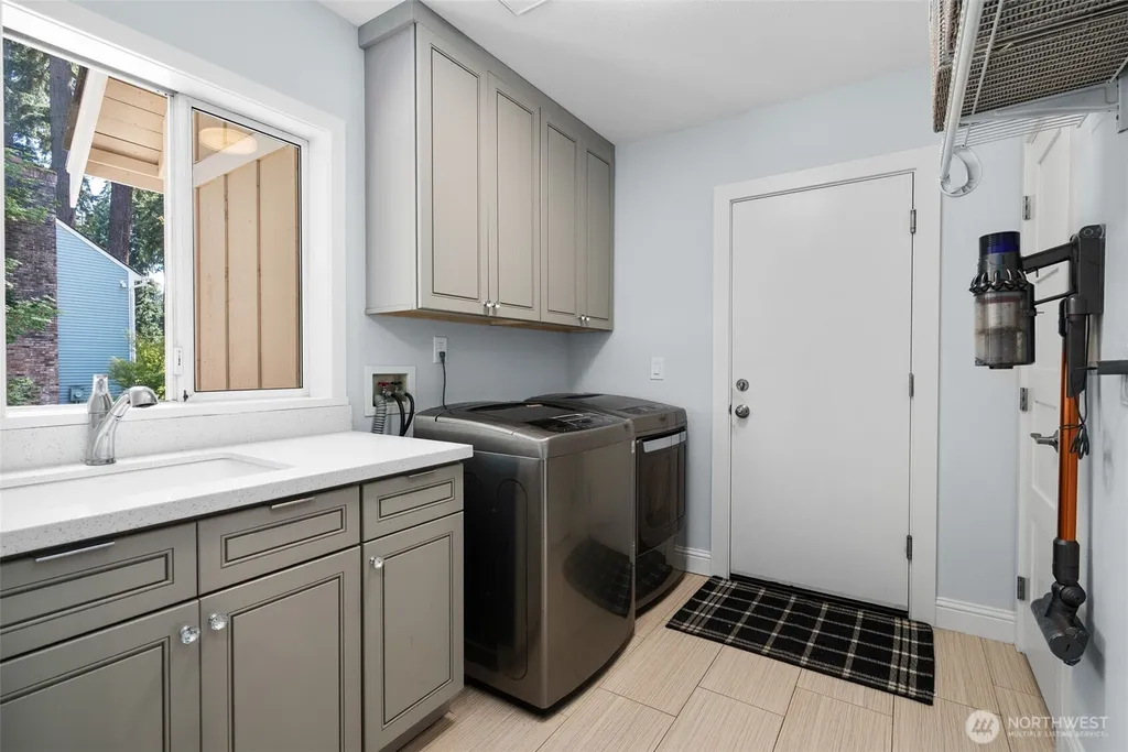 11401 Madera Circle SW Lakewood WA 98499