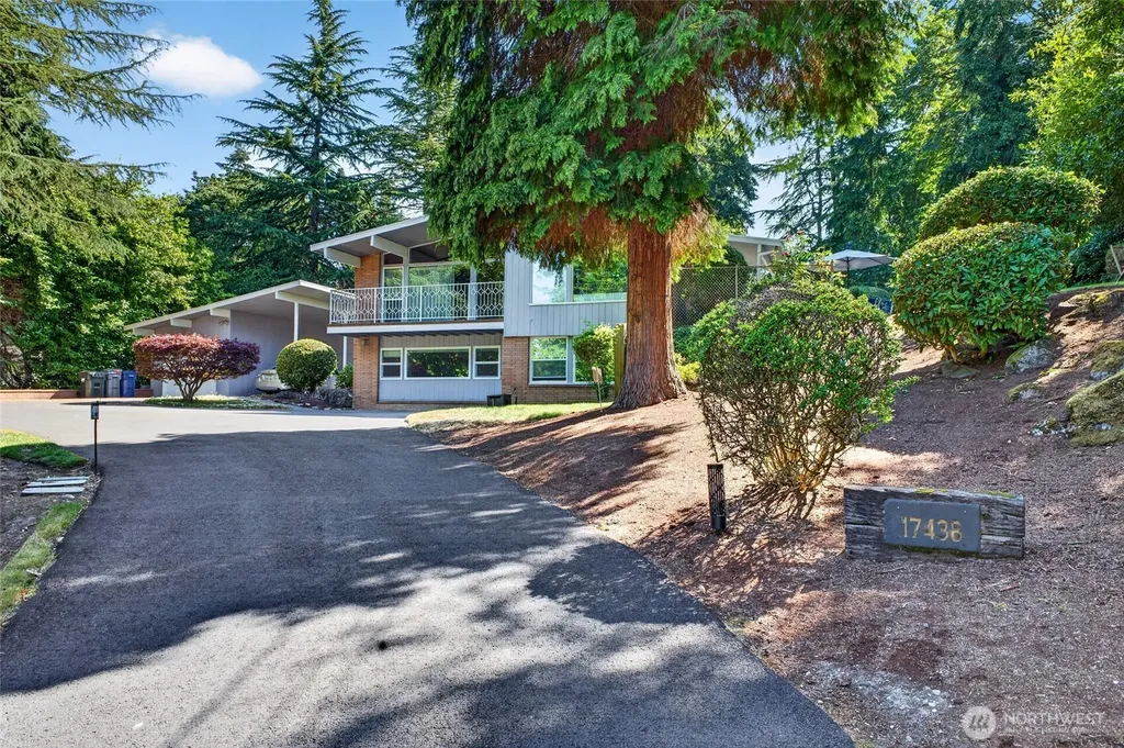 17438 6th Avenue SW Normandy Park WA 98166
