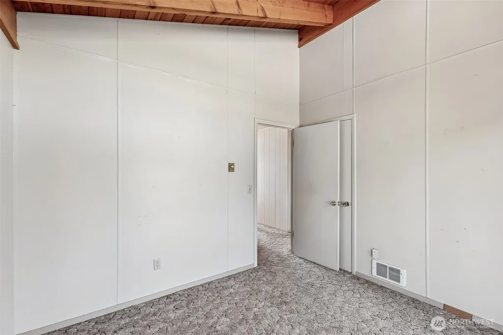 224 Skagit Way La Conner WA 98257