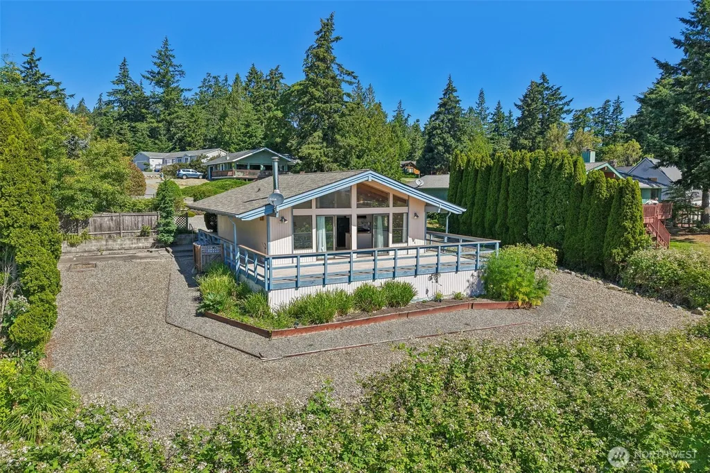 224 Skagit Way La Conner WA 98257