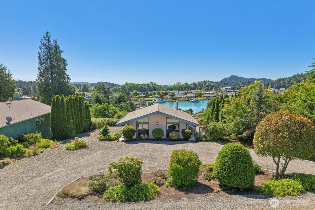 224 Skagit Way La Conner WA 98257