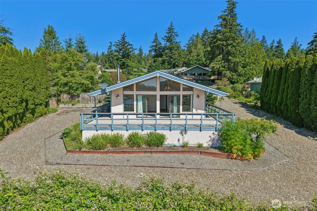 224 Skagit Way La Conner WA 98257