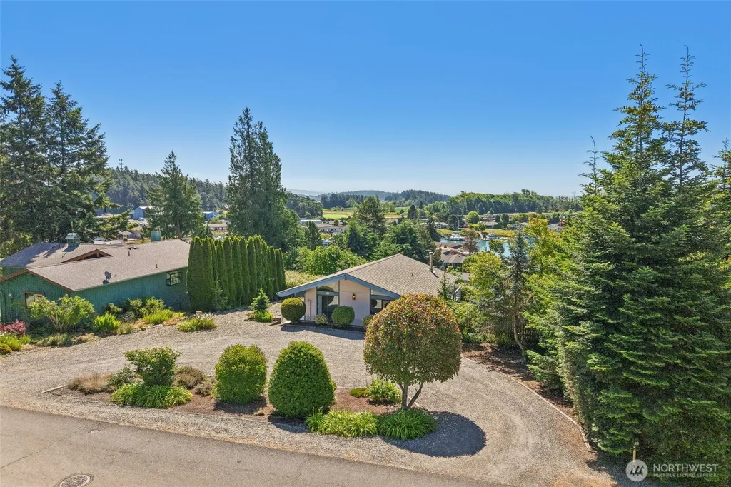 224 Skagit Way La Conner WA 98257