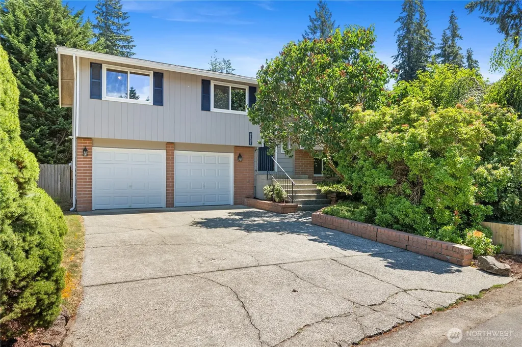 2818 111th Place SE Everett WA 98208