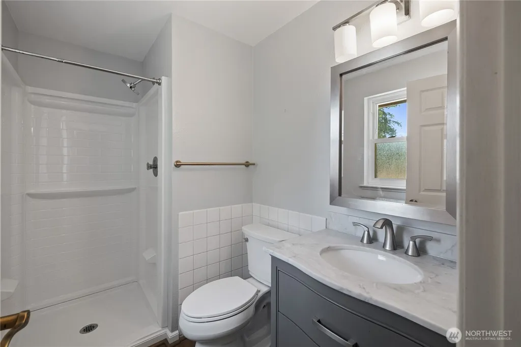 2818 111th Place SE Everett WA 98208