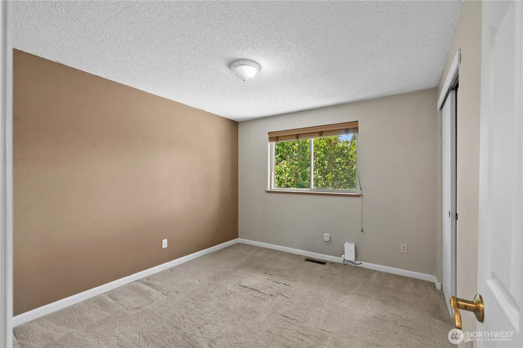 2818 111th Place SE Everett WA 98208