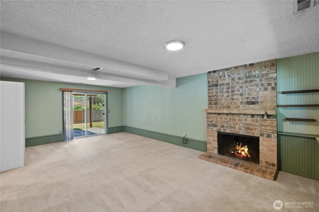 2818 111th Place SE Everett WA 98208