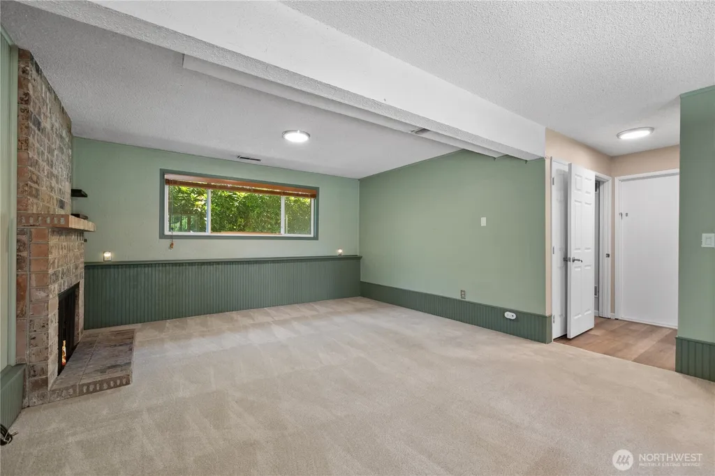 2818 111th Place SE Everett WA 98208