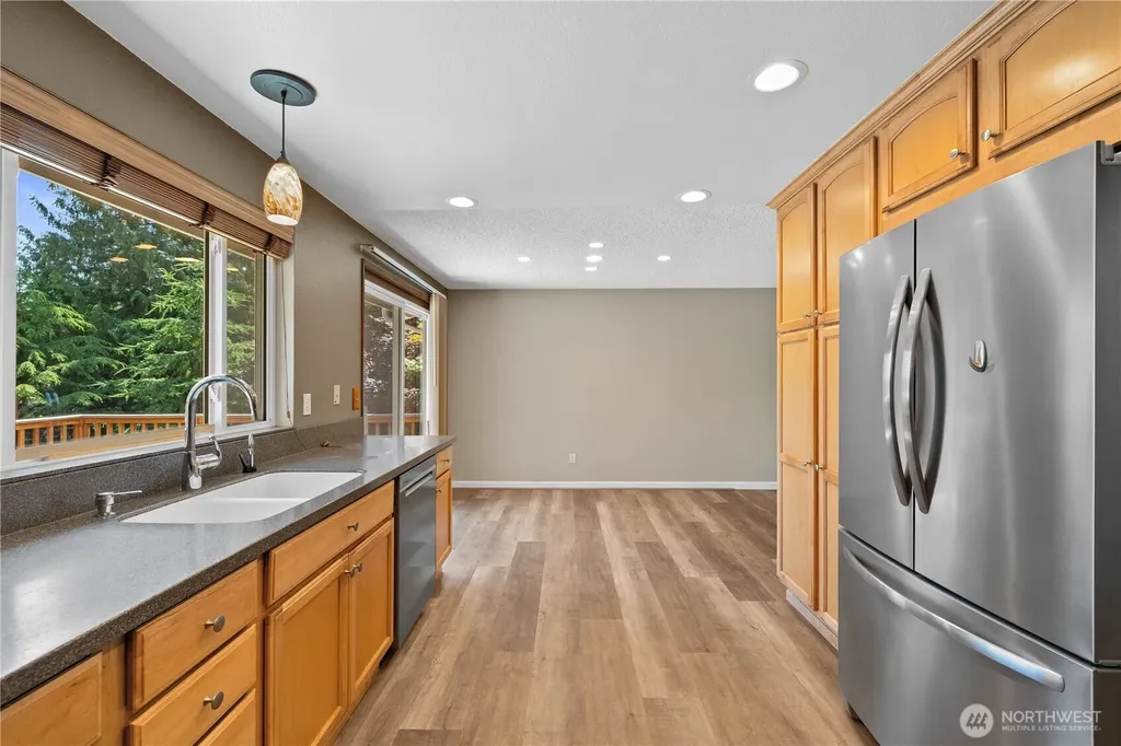 2818 111th Place SE Everett WA 98208
