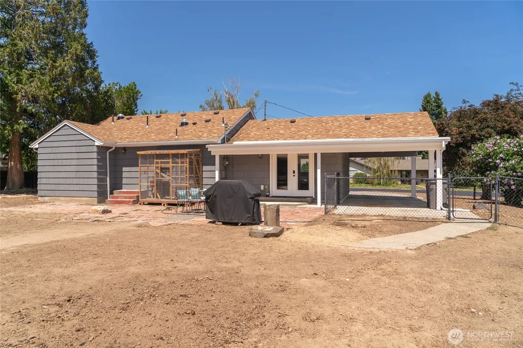 335 Whitebirch Place Wenatchee WA 98801