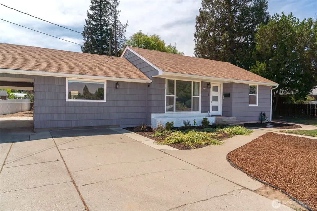 335 Whitebirch Place Wenatchee WA 98801